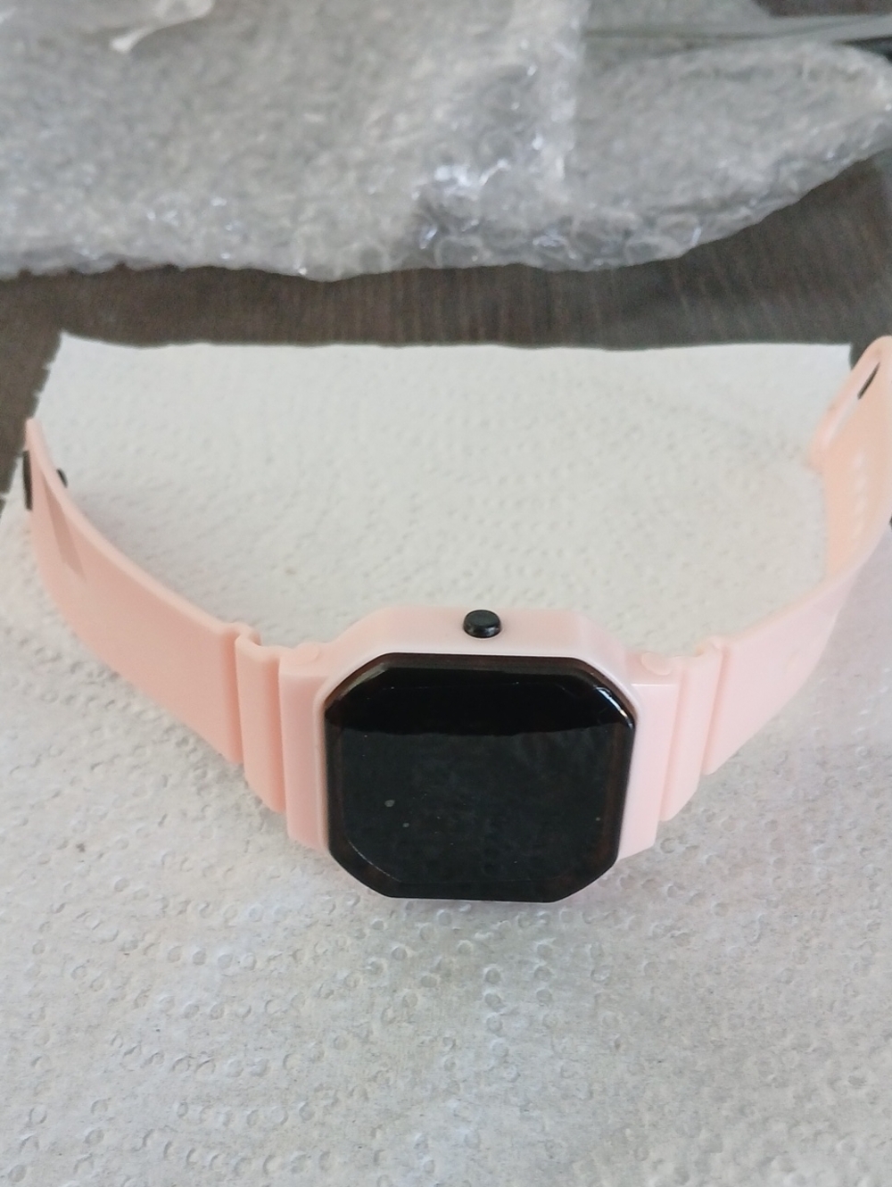Stylish Pink Smartwatch with Silicone Band